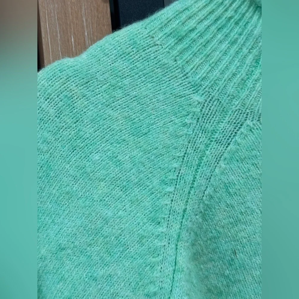J. Crew wool Rollneck Sweater alpaca Supersoft Yarn mock BD613 Mint Green